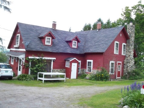 Across the driveway llive some great people...